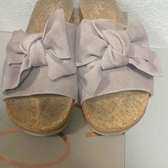 Women Sandals - Picture 4 of 5